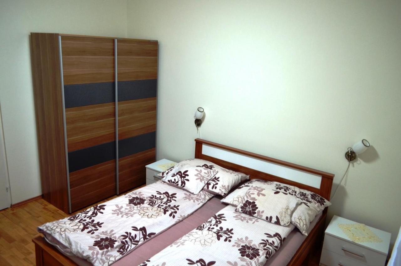Henrietta - Violetta Apartman Hajdúszoboszló Exteriér fotografie