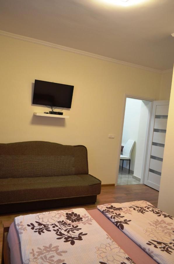 Henrietta - Violetta Apartman Hajdúszoboszló Exteriér fotografie