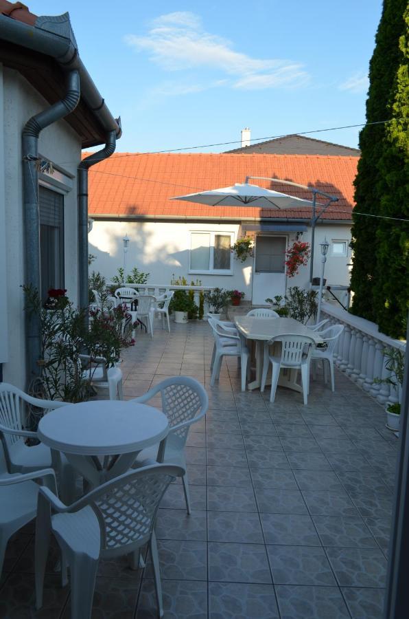 Henrietta - Violetta Apartman Hajdúszoboszló Exteriér fotografie